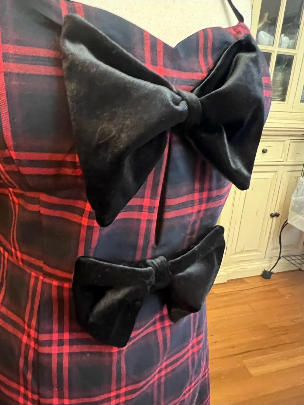 Avec Les Filles Red Plaid Bow-Front Mini Dress - Picture 4 of 10